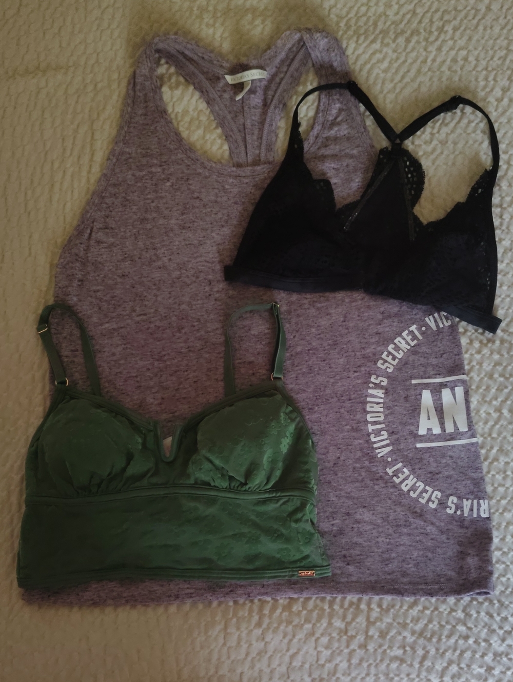 Victoria's Secret Lot Y2K Tank +  2 Lace Bralettes Size Small NWOT